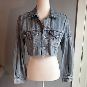 Levi's Light Blue Cropped Denim Jacket